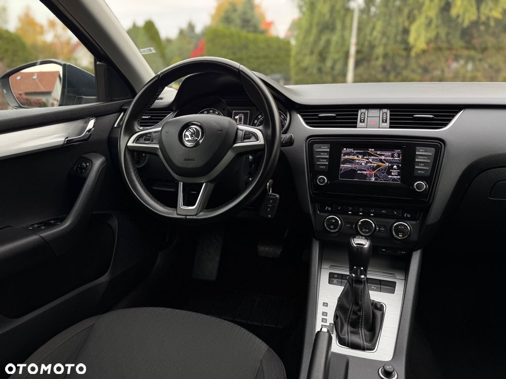 Skoda Octavia 2.0 TDI DSG Style - 20