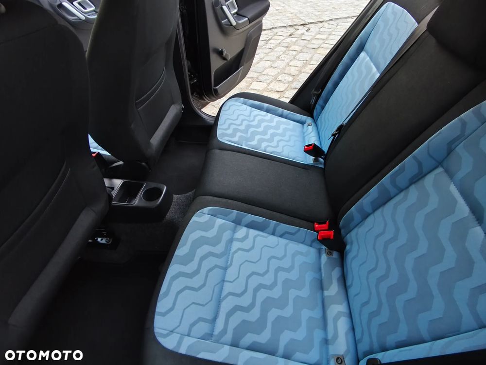 Skoda Fabia - 16