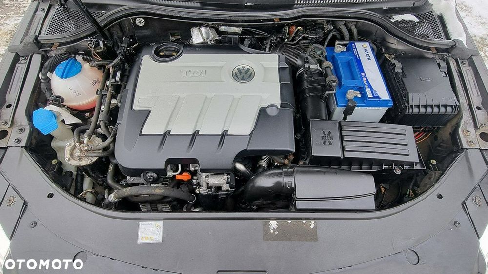 Volkswagen Passat CC - 10