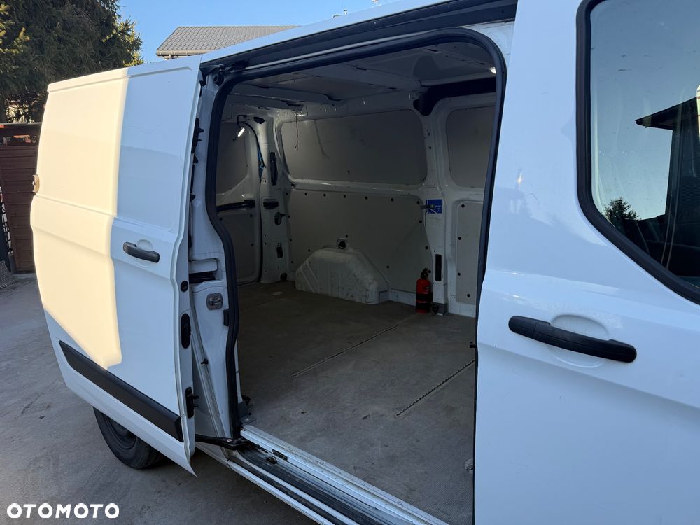 Ford Transit Custom - 17