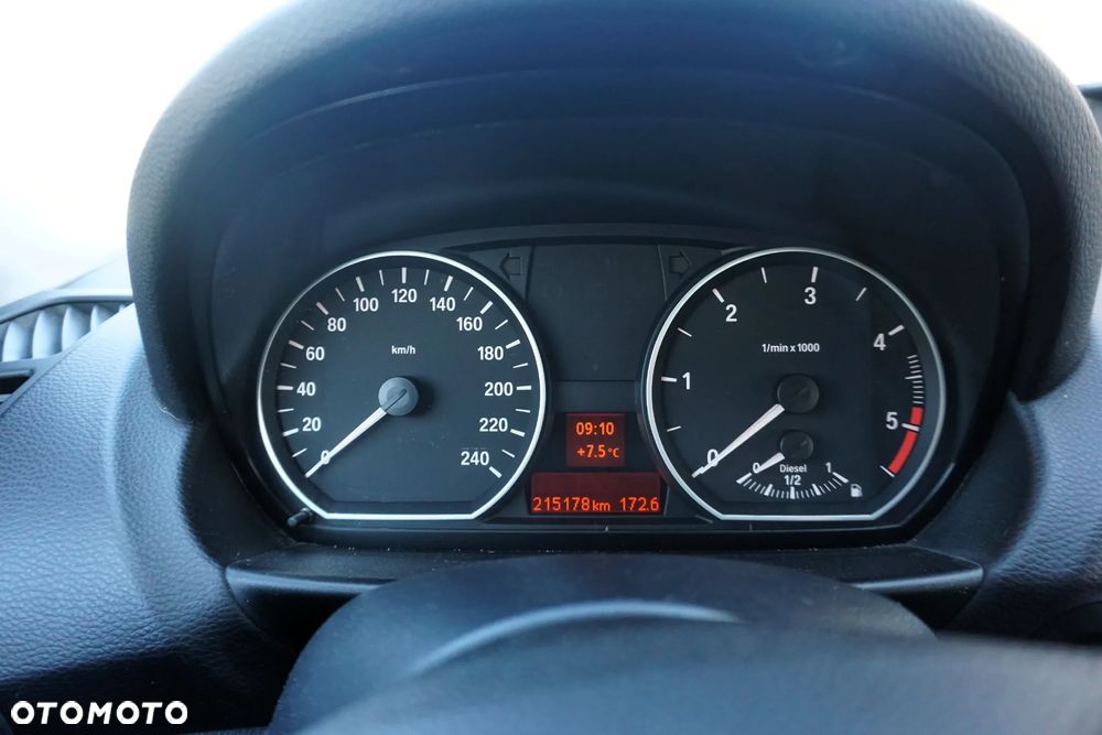 BMW Seria 1 118d DPF - 19