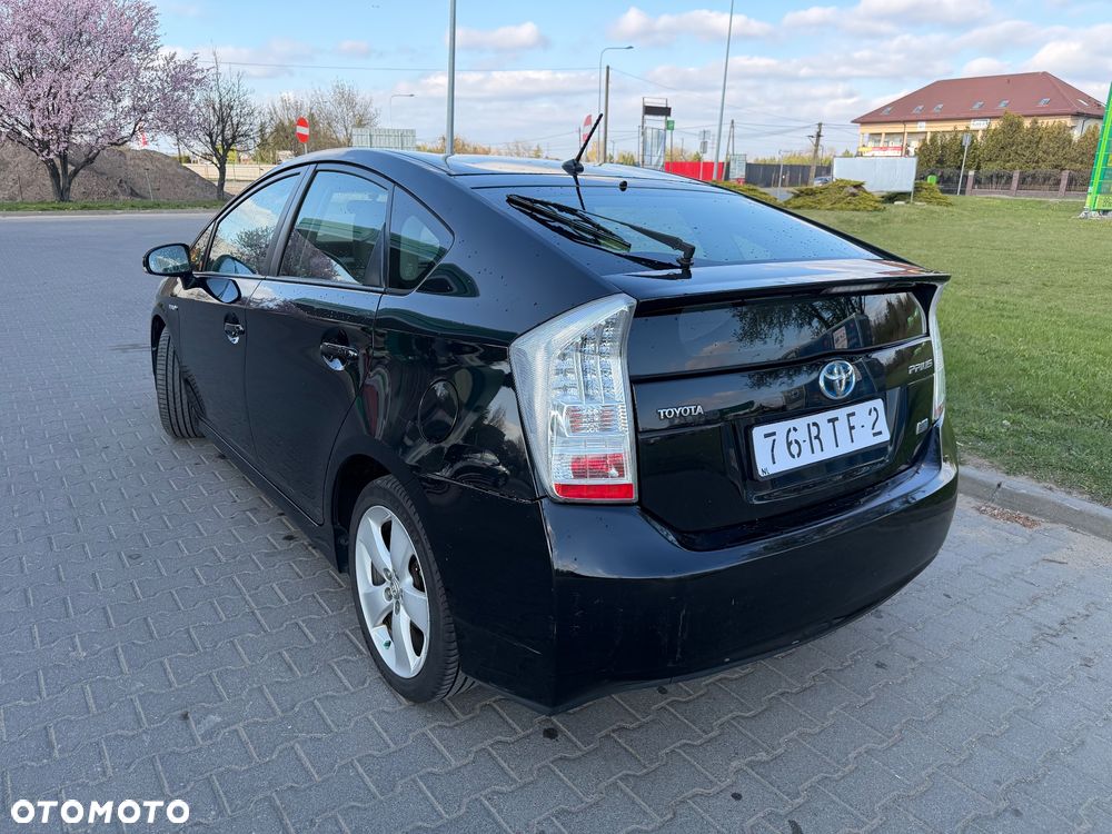 Toyota Prius 1.8 HSD Premium - 7