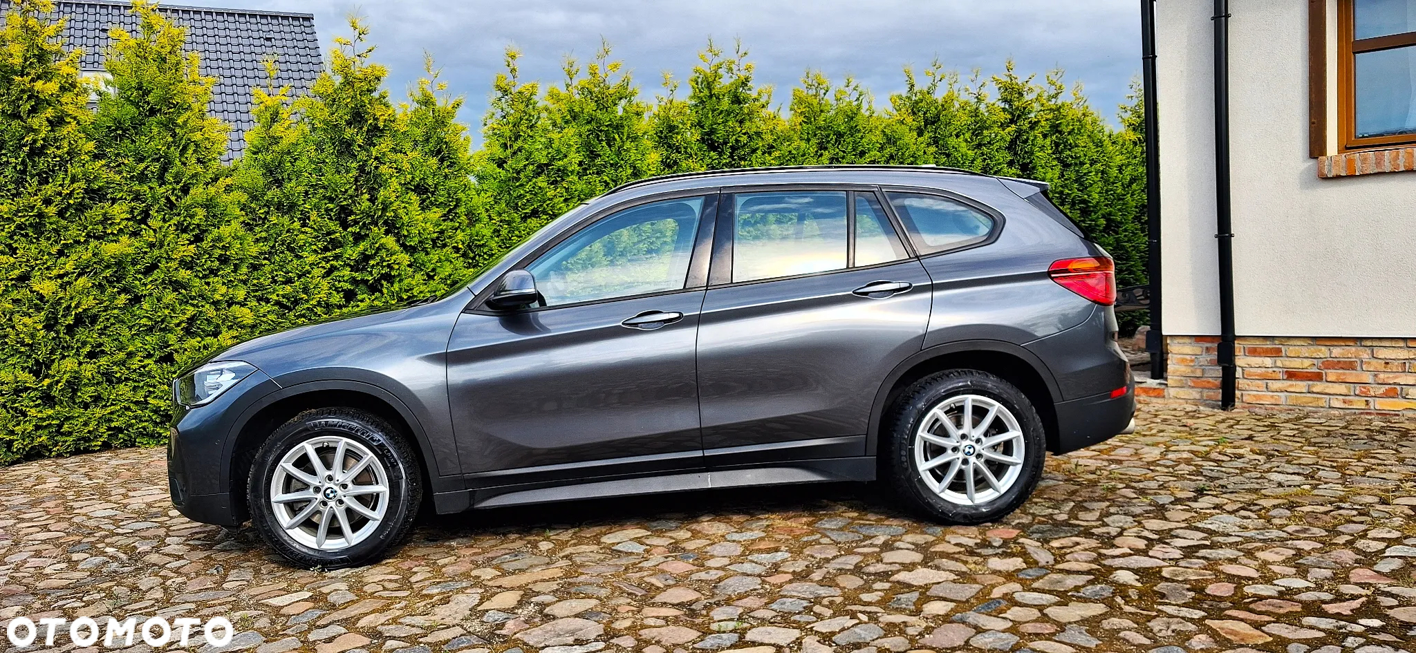 BMW X1 sDrive18i Business Edition - 32