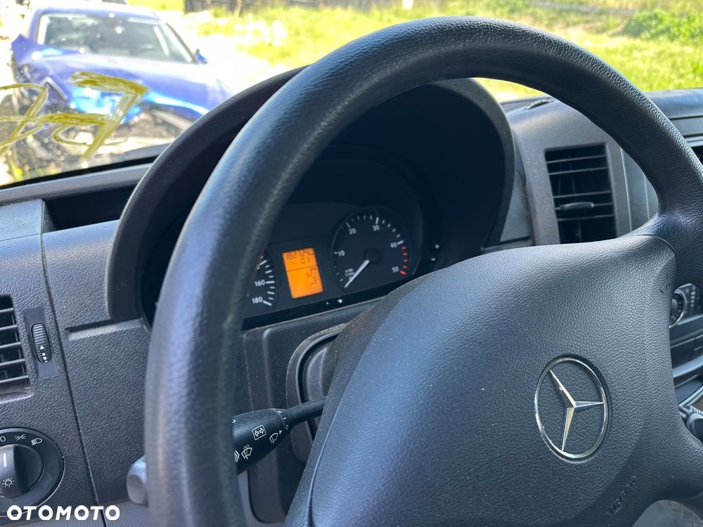 Mercedes-Benz Sprinter 906 - 31
