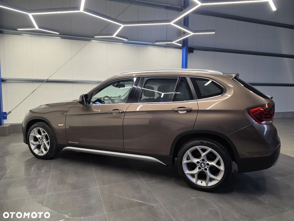 BMW X1 sDrive20d - 12