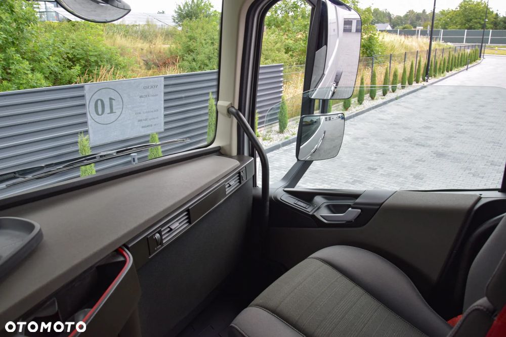 Volvo FH500 / NISKA KABINA / HYDRAULIKA / EURO 6 / ACC / LEDY / ALUFELGI / SERWISOWANY / SPROWADZONY - 27