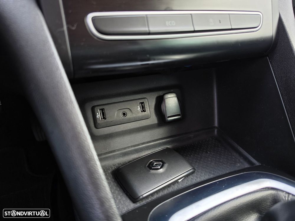 Renault Mégane 1.5 Blue dCi Bose Edition - 28