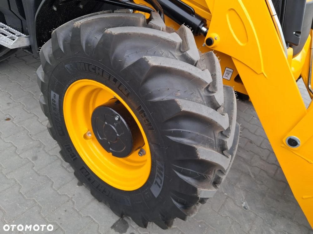 JCB 3 CX SITEMASTER PLUS - 9