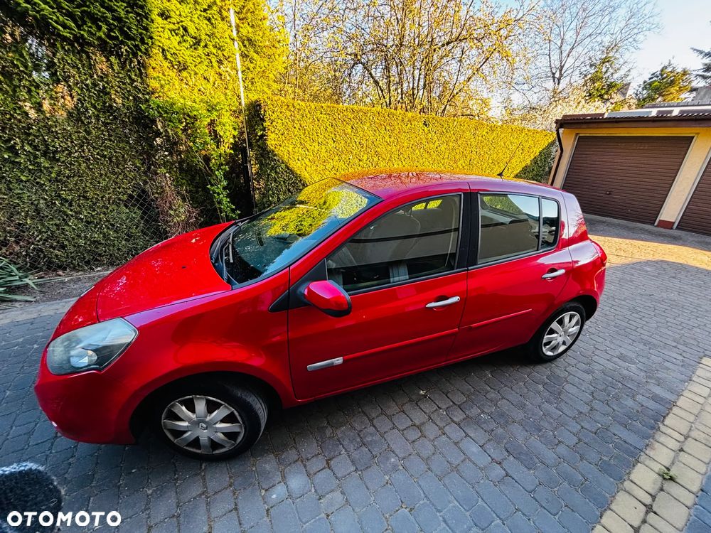 Renault Clio 1.2 16V Alize - 5