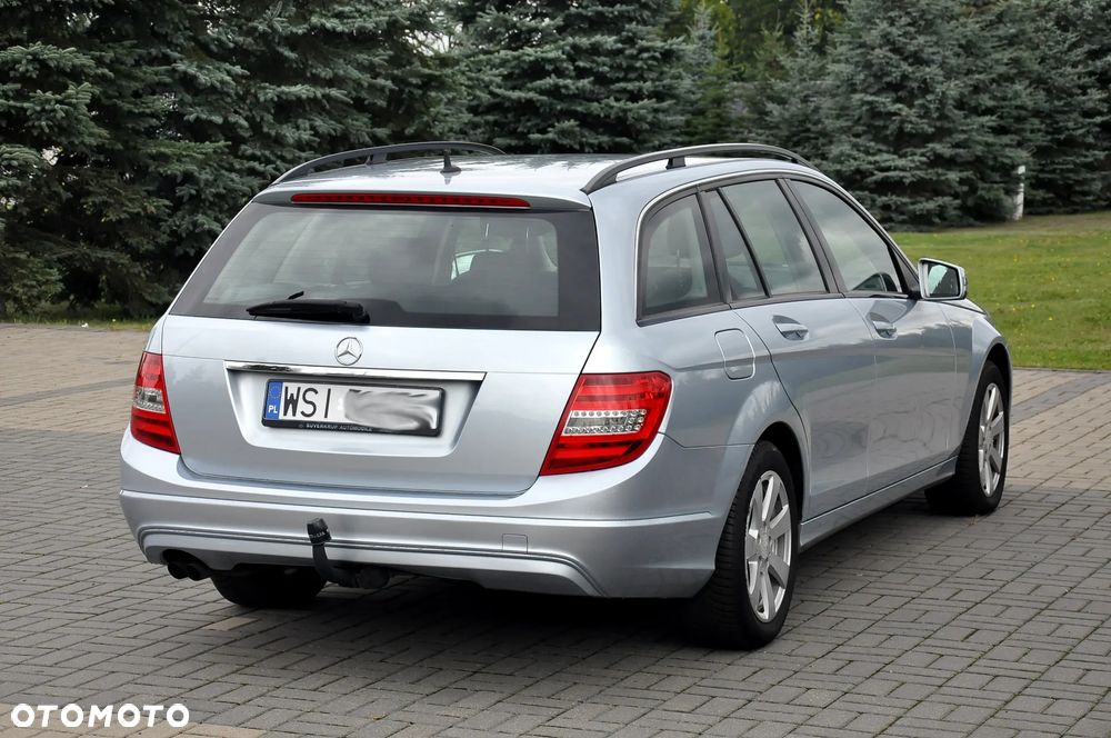 Mercedes-Benz Klasa C 200 CDI DPF (BlueEFFICIENCY) - 13