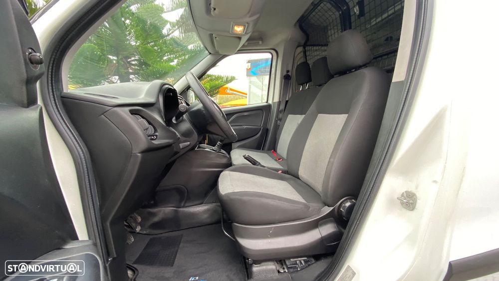 Fiat Doblo 1.3 Multijet - 21