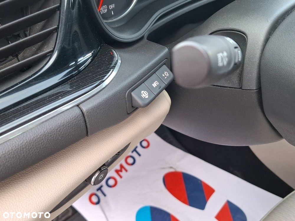 Opel Insignia 1.5 T GPF Elite S&S - 19