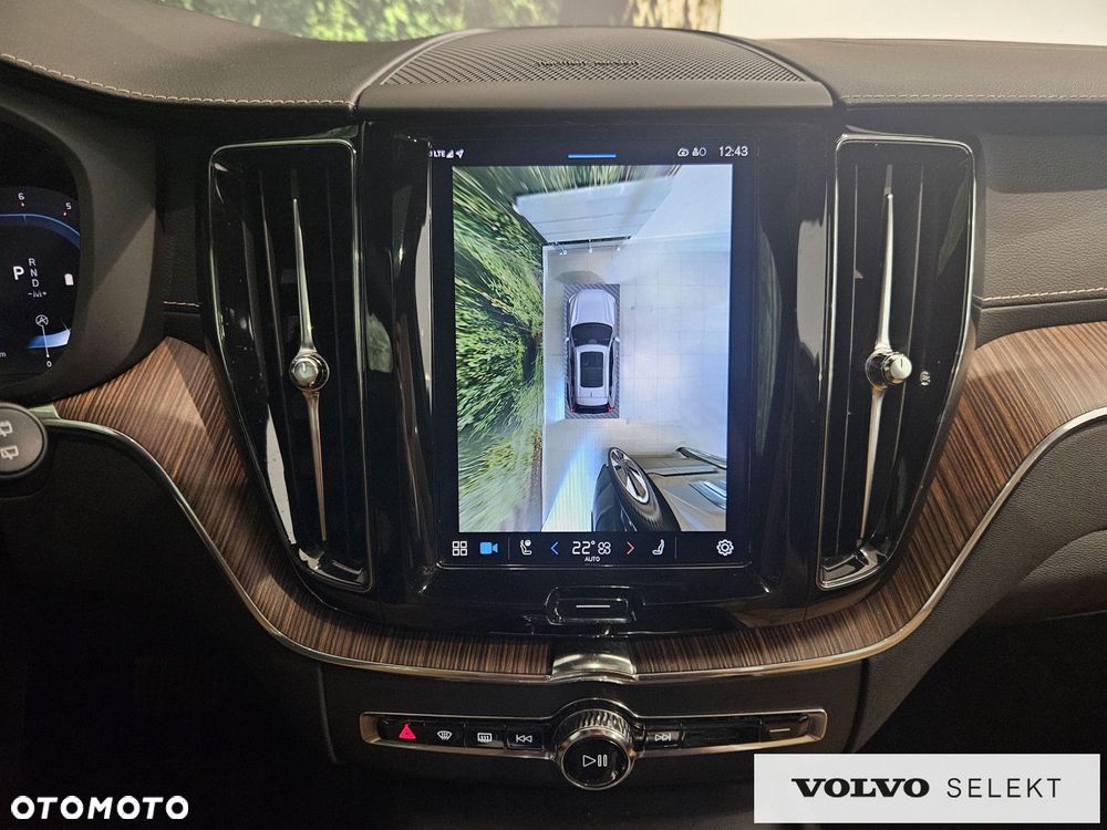 Volvo XC 60 - 24