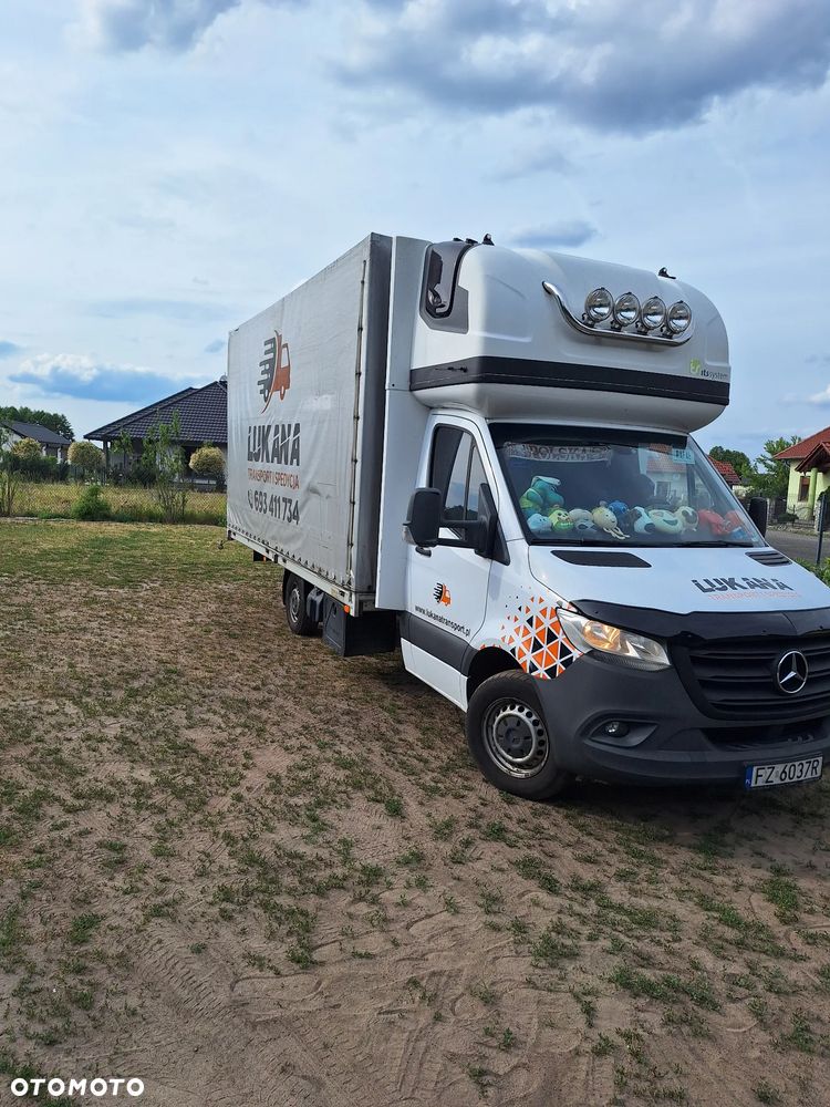 Mercedes-Benz Sprinter - 4