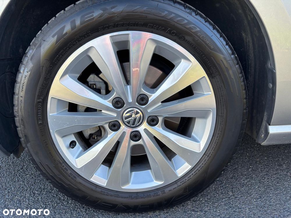 Volkswagen Golf 1.4 TSI BMT Comfortline - 11