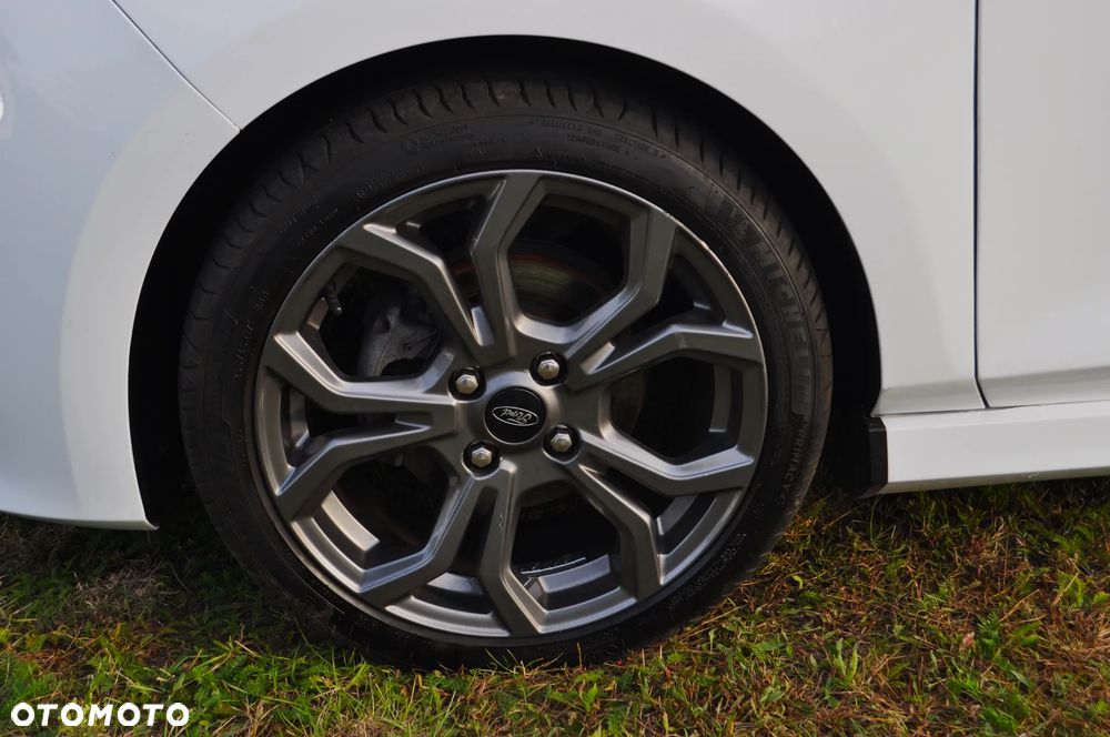 Ford Fiesta 1.0 EcoBoost S&S ST-LINE - 38