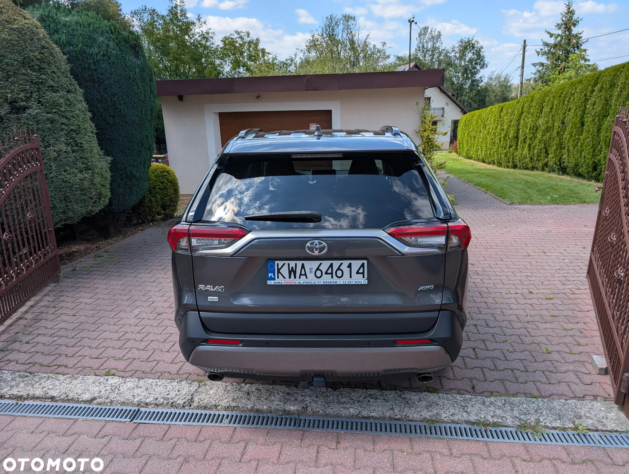 Toyota RAV4 - 4