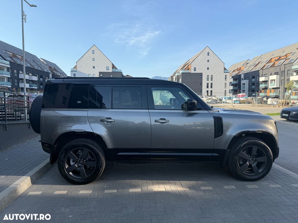 Land Rover Defender - 7