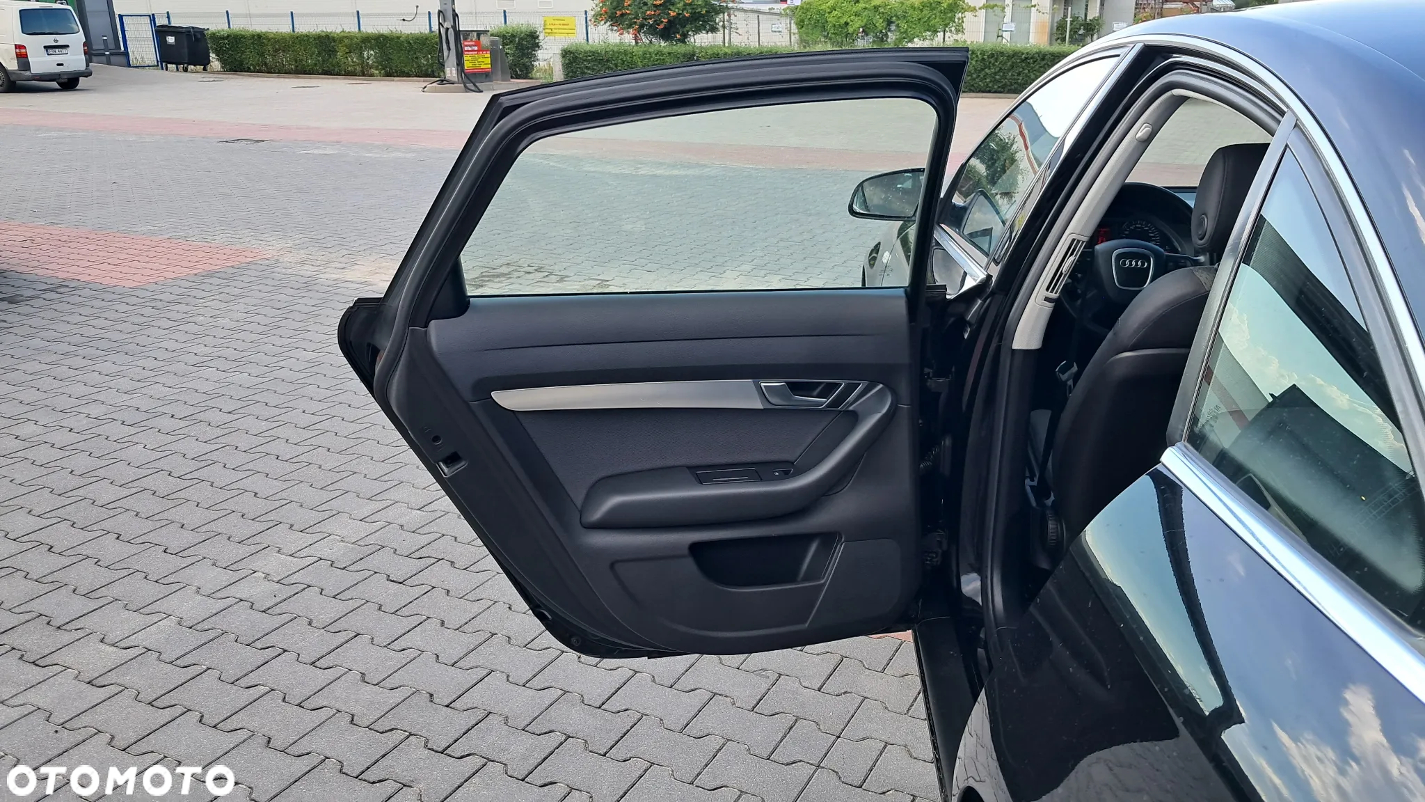 Audi A6 2.4 Multitronic - 9