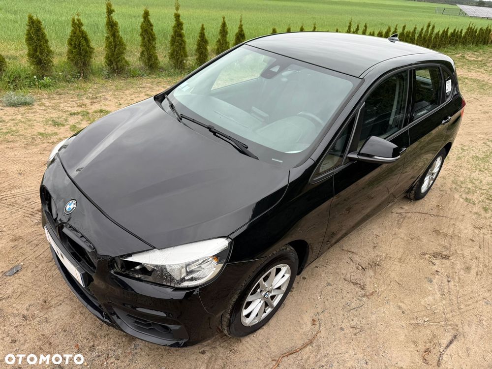 BMW Seria 2 216d Sport Line - 37