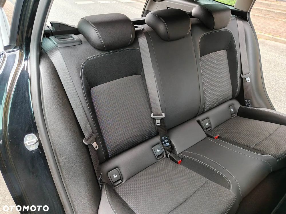 Opel Astra 1.4 Turbo Edition - 18