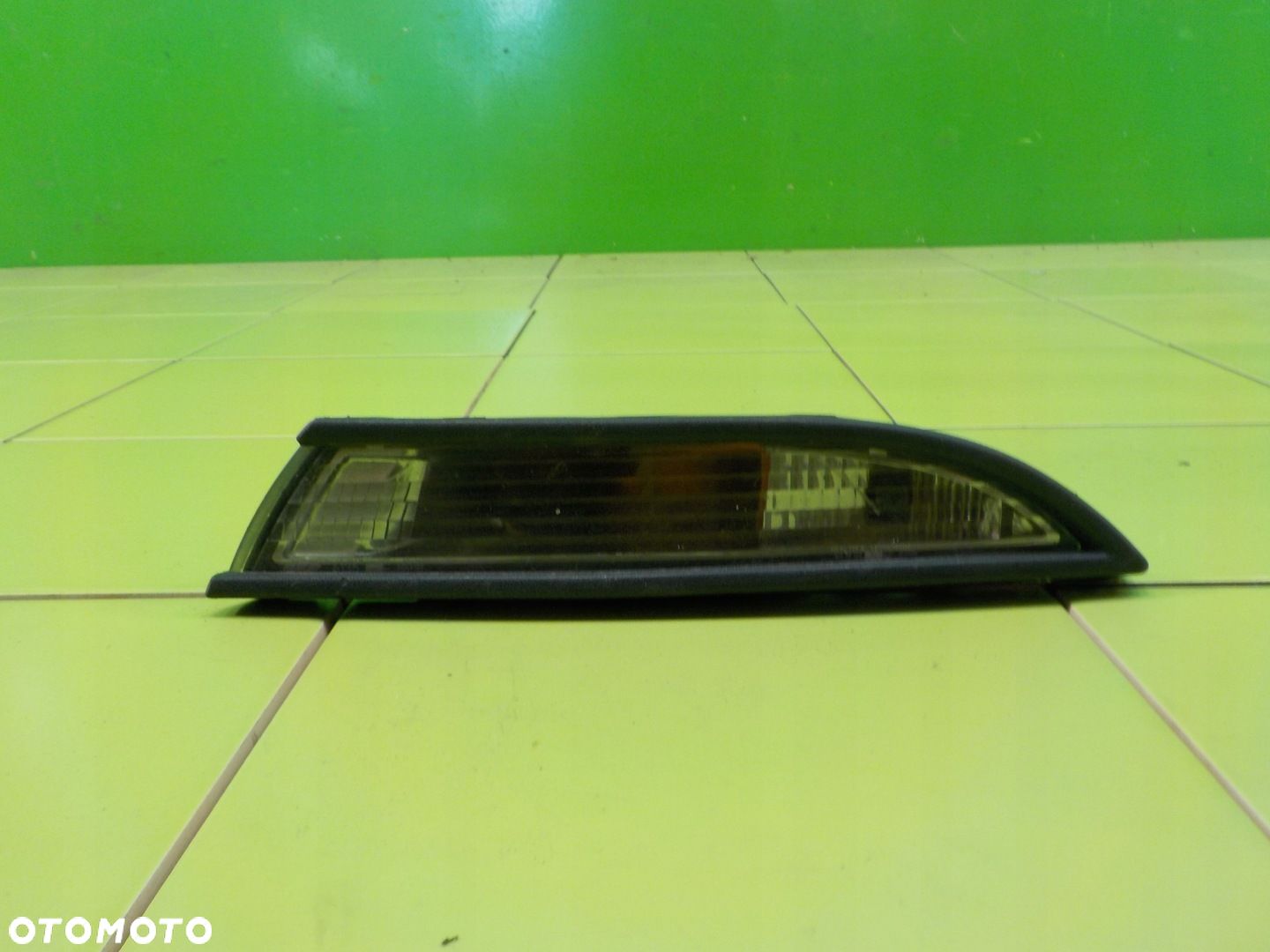VW SCIROCCO 1.4 TSI 11r HB 3D kierunkowskaz prawy przod - 1