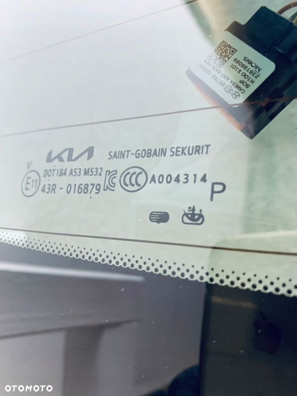 Szyba tylna KIA NIRO 2016- KAMERA+OE - 2