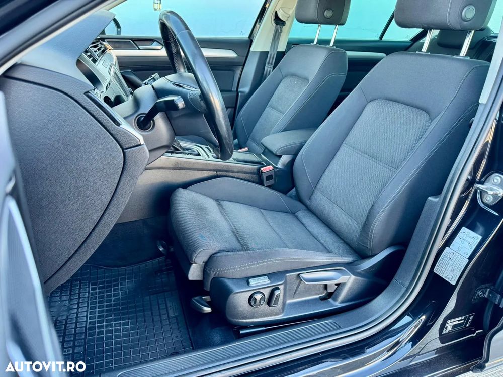 Volkswagen Passat 2.0 TDI DSG Comfortline - 9