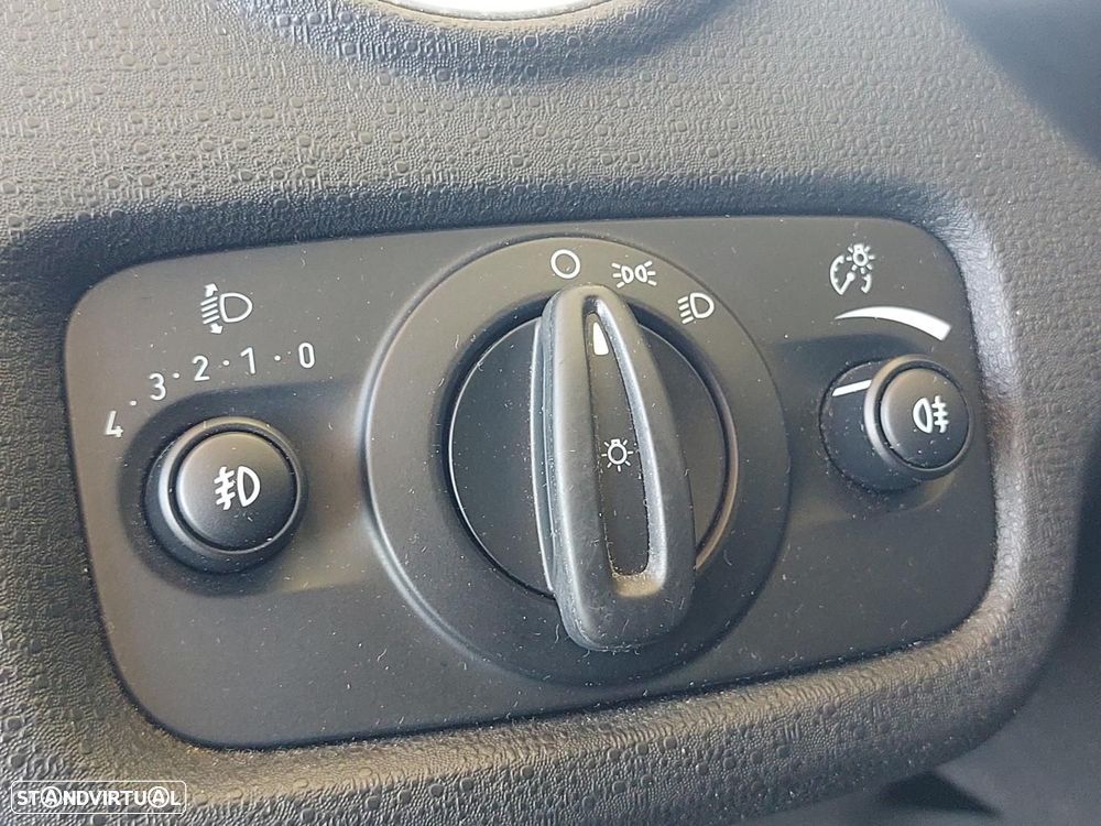 Ford Fiesta 1.0 Ti-VCT Trend - 16