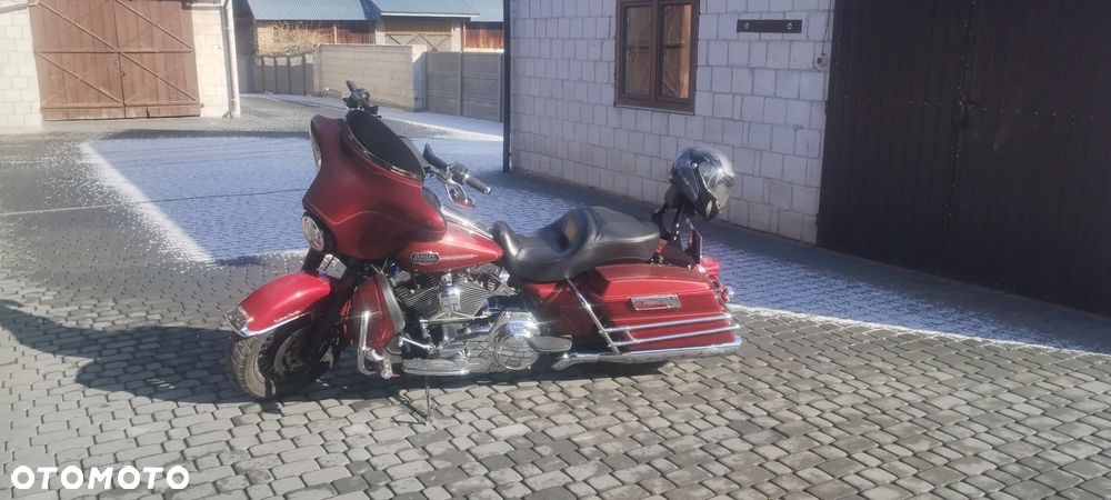 Harley-Davidson FLH Electra Glide - 1