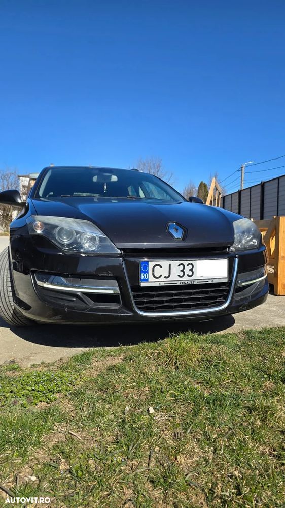 Renault Laguna dCi 110 FAP Bose Edition - 8