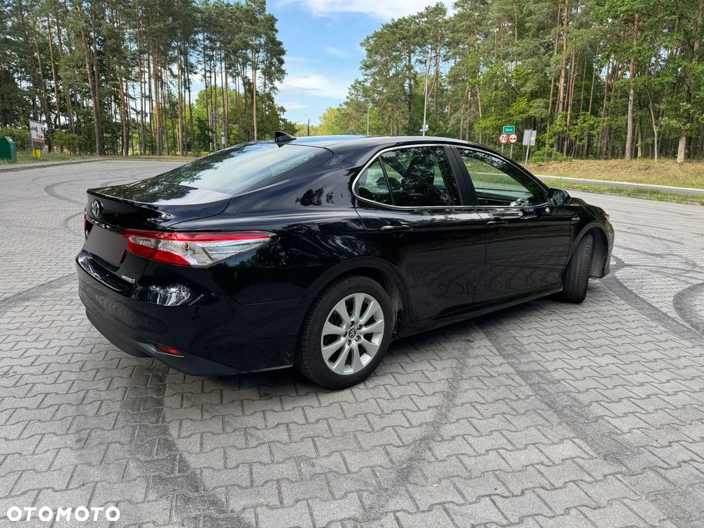 Toyota Camry 2.5 Hybrid Comfort CVT - 8