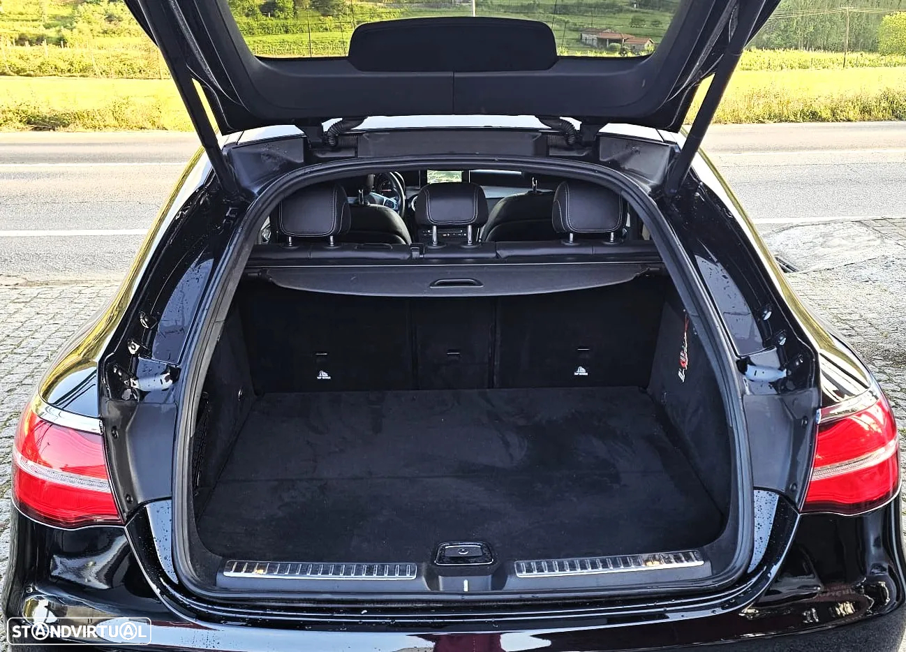 Mercedes-Benz GLC 220 d Coupe 4Matic 9G-TRONIC AMG Line - 17