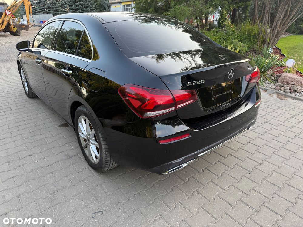 Mercedes-Benz Klasa A 220 4Matic 7G-DCT - 13