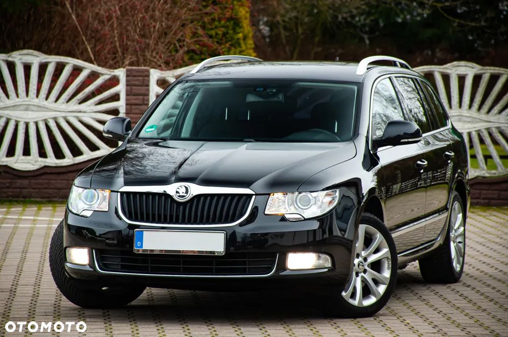 Skoda Superb 2.0 TDI DSG Exclusive - 17