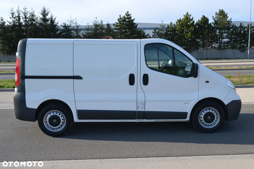 Opel Vivaro - 5