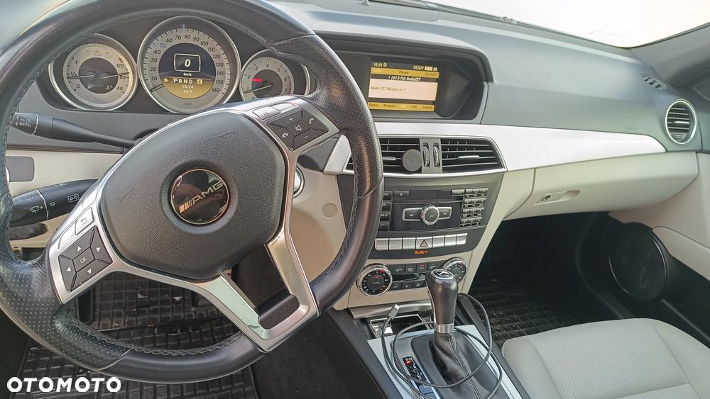 Mercedes-Benz Klasa C 250 CGI Automatik BlueEFFICIENCY - 6