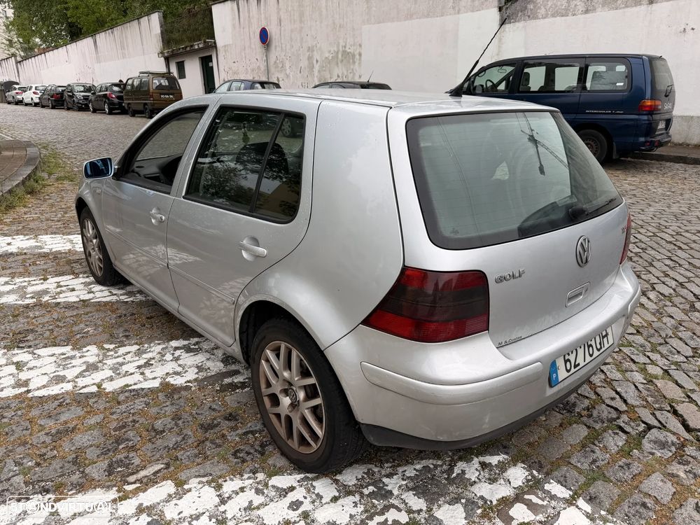 VW Golf 1.9 TDi Highline - 4