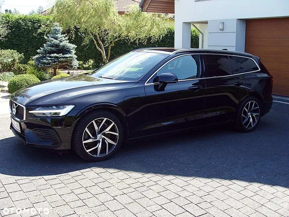 Volvo V60 T6 AWD Recharge Plus Dark - 9