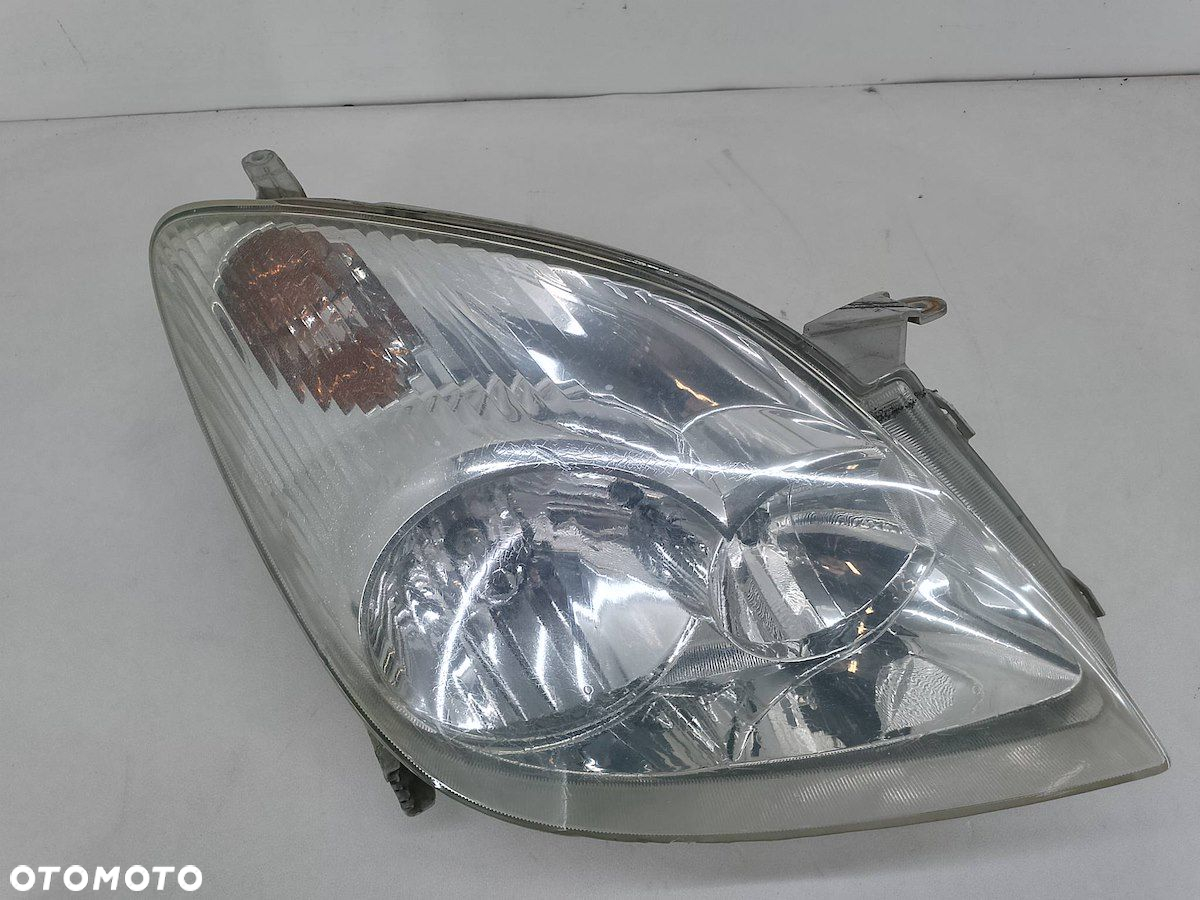 LAMPA PRZÓD PRAWA TOYOTA COROLLA VERSO I - 6
