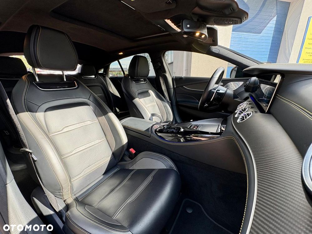 Mercedes-Benz AMG GT 53 4Matic+ 4D Speedshift TCT 9G - 12