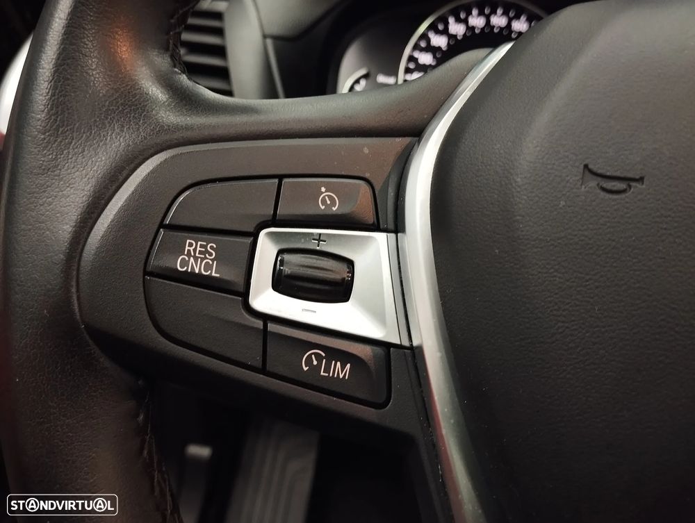 BMW X3 18 d sDrive Advantage Auto - 25