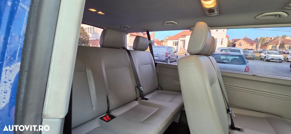 Volkswagen Caravelle - 19