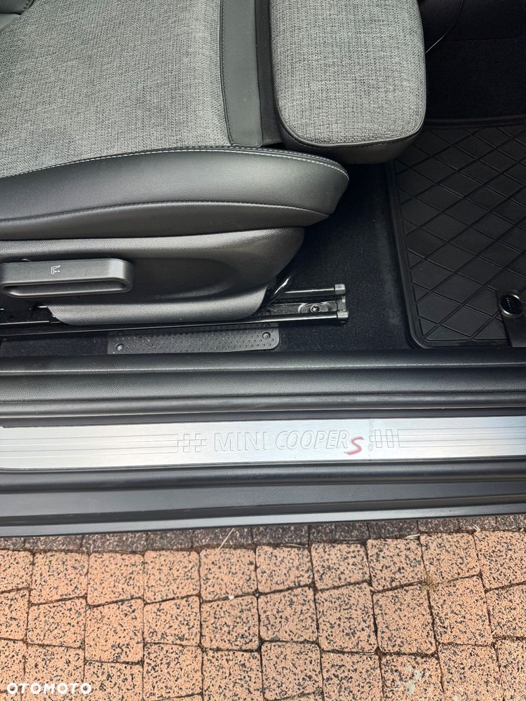 MINI Cooper S - 11