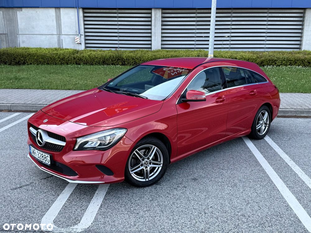 Mercedes-Benz CLA 180 7G-DCT - 4