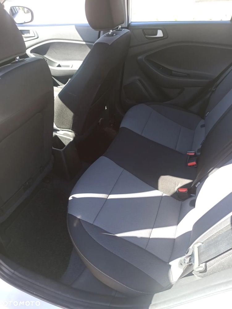 Hyundai i20 1.4 Automatik Style - 15