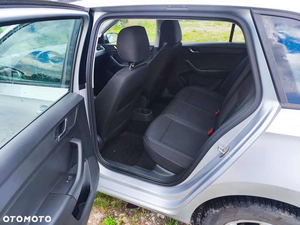 Skoda RAPID - 5