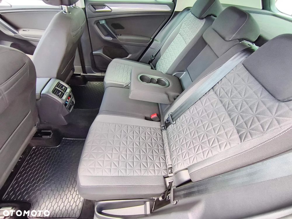 Volkswagen Tiguan 2.0 TDI SCR Life - 24