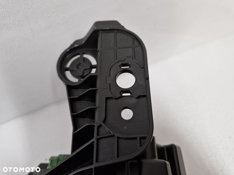 JEEP AVENGER LAMPA REFLEKTOR LEWY PRZÓD EU LED 52218721 - 10