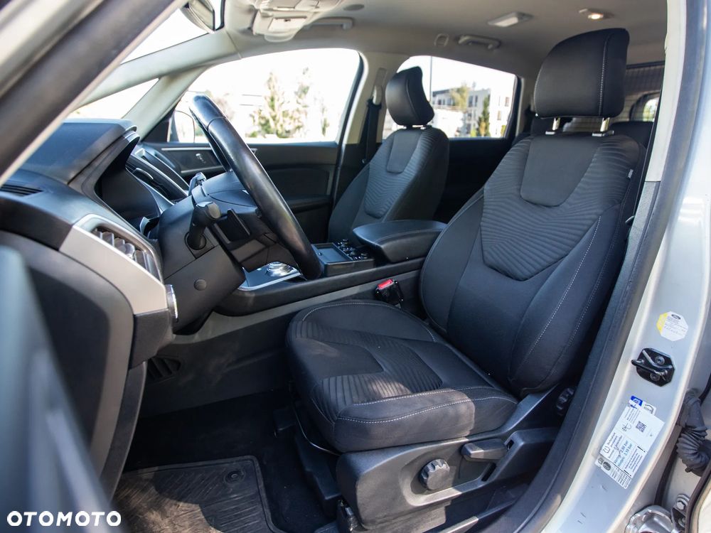Ford S-Max - 26